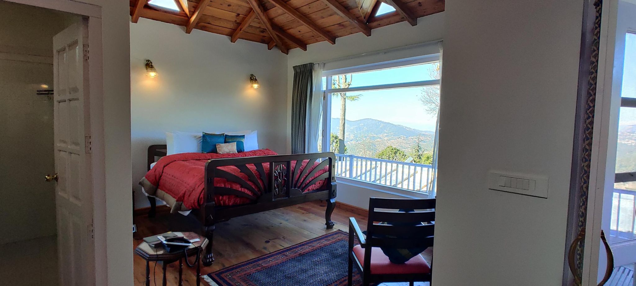 Te Aroha Dhanachuli Luxury Room 4