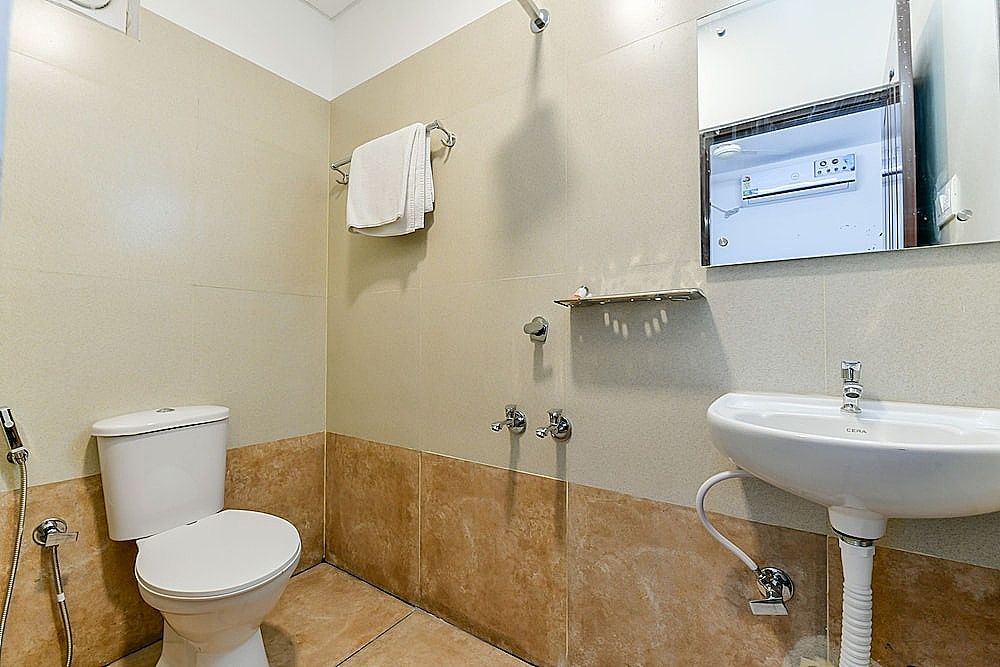 Hilite Inn Classic Double Room 21