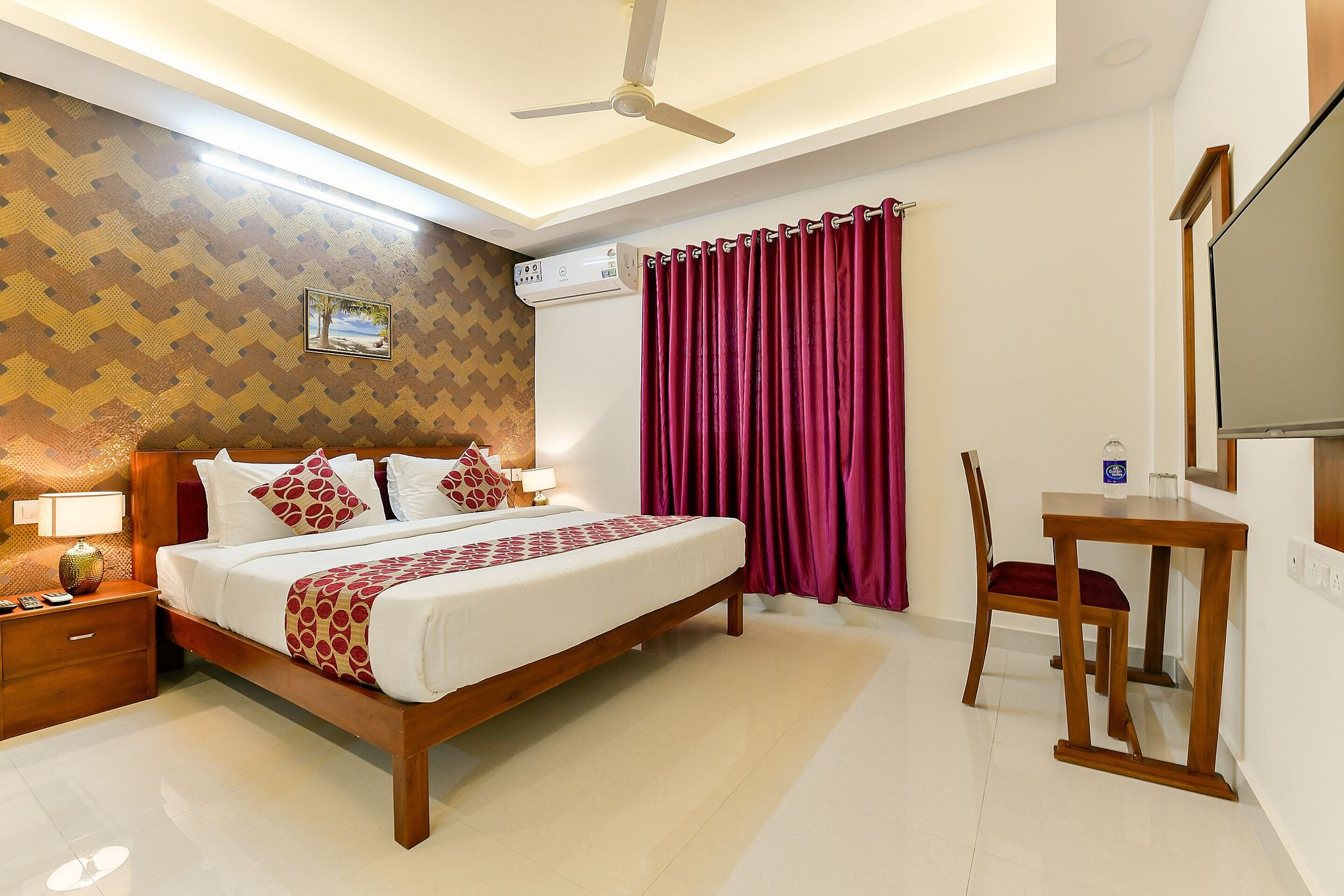 Hilite Inn Classic Double Room 3