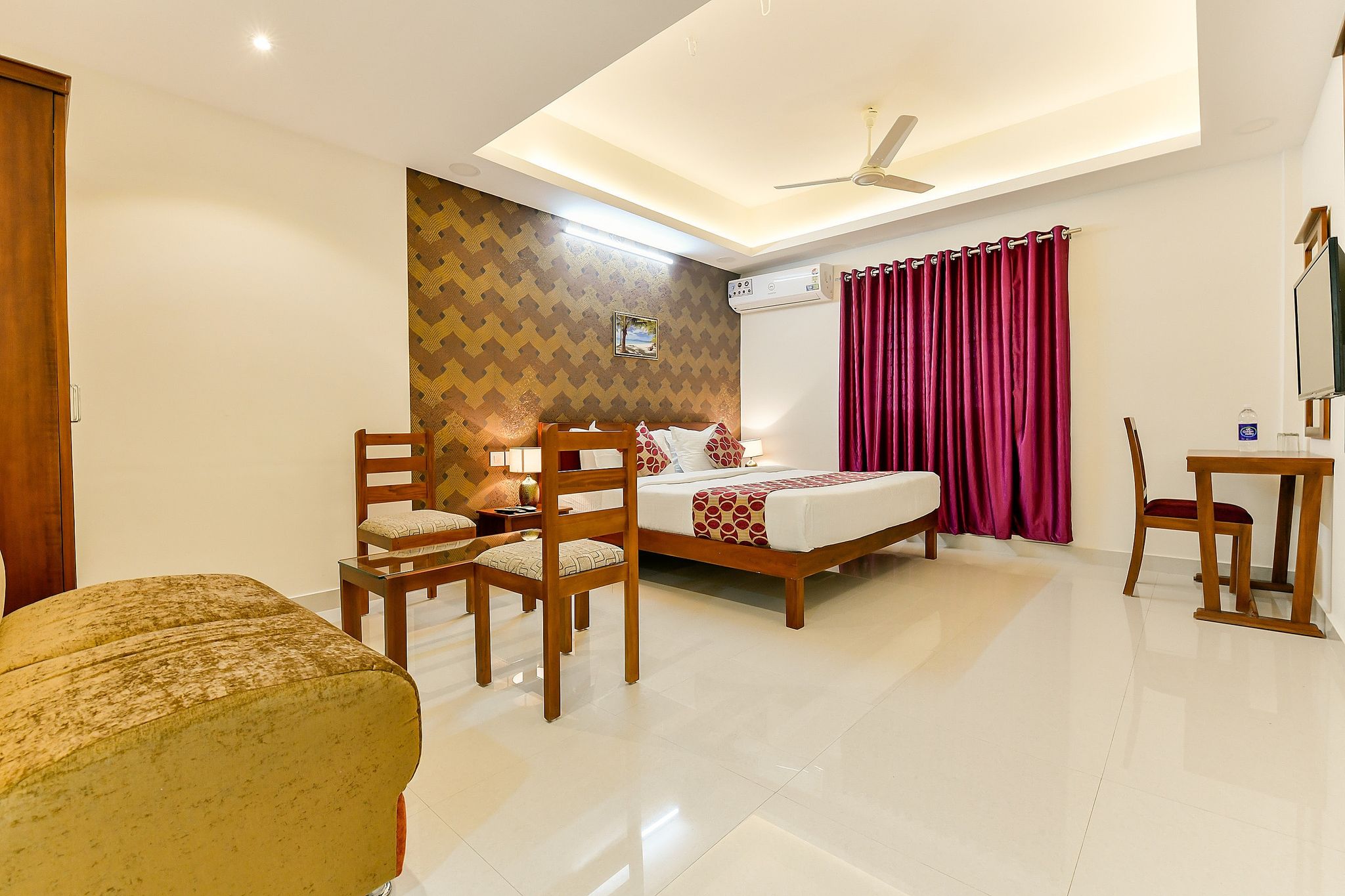 Hilite Inn Classic Double Room 7
