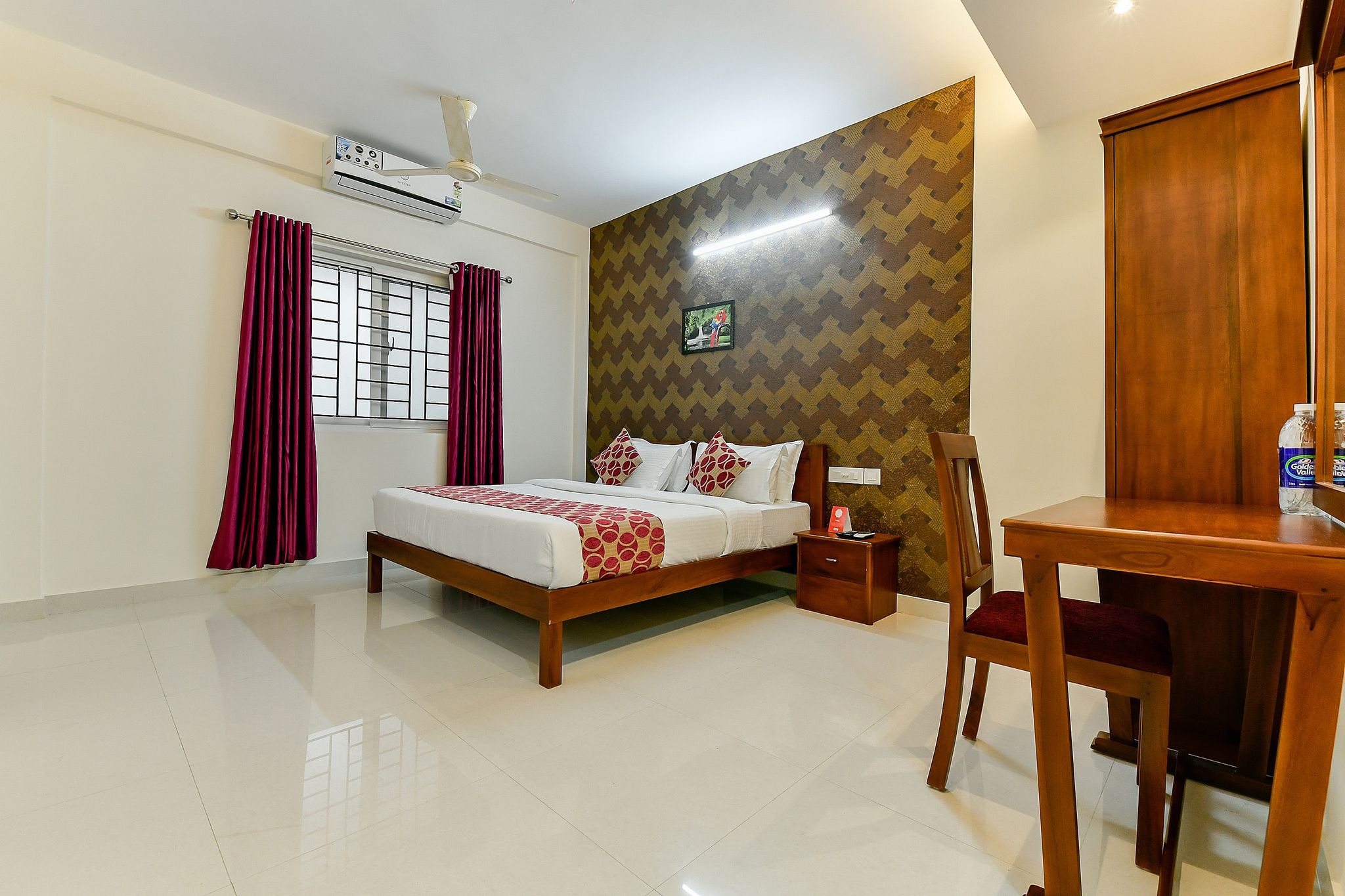Hilite Inn Classic Double Room 5