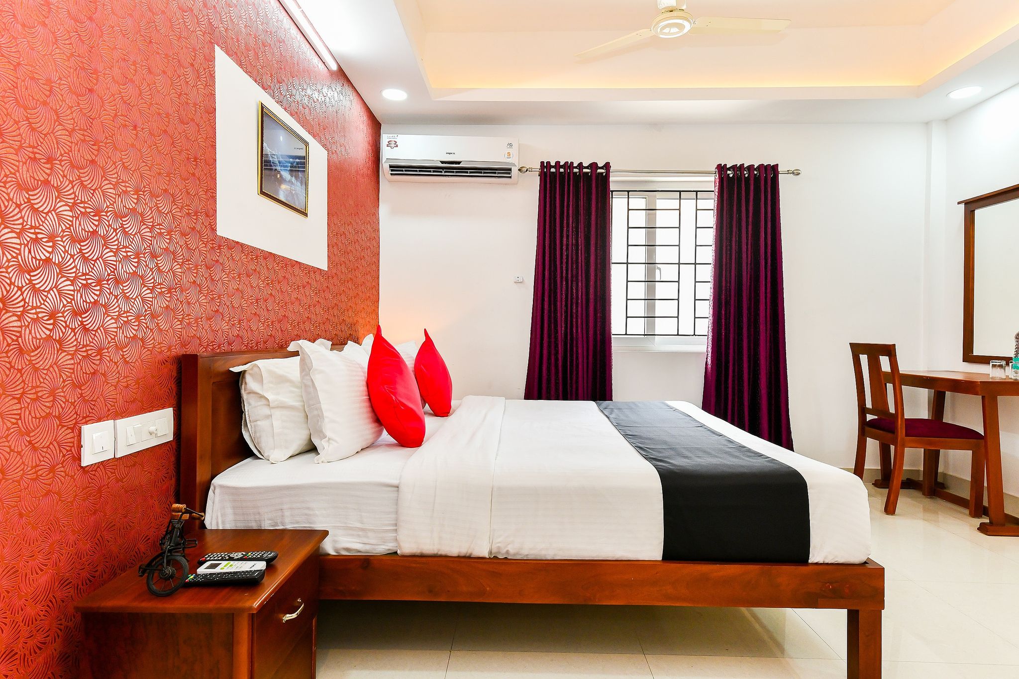 Hilite Inn Classic Double Room 2