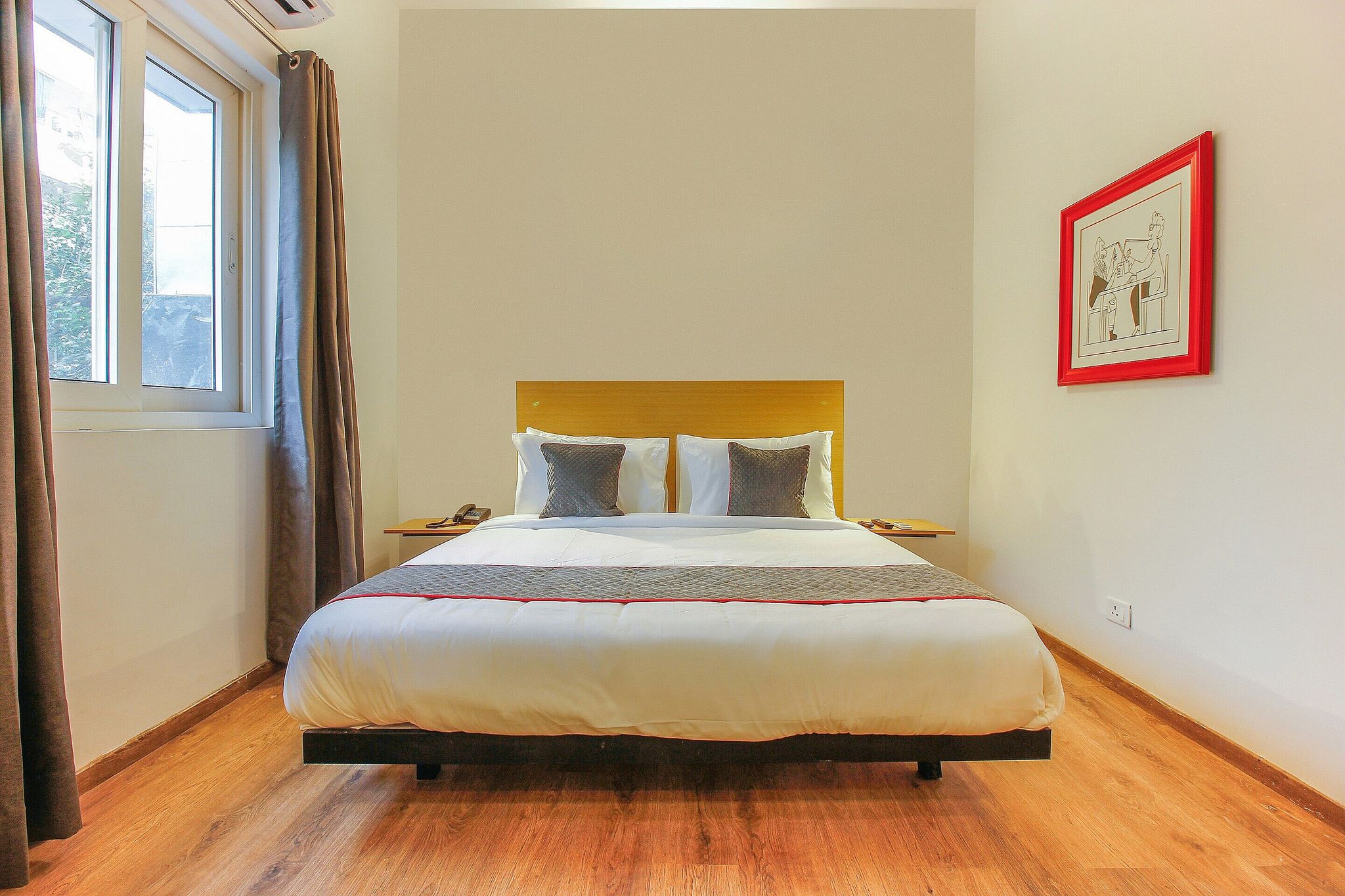 Super Townhouse White Ridge Shivam Road Classic 2