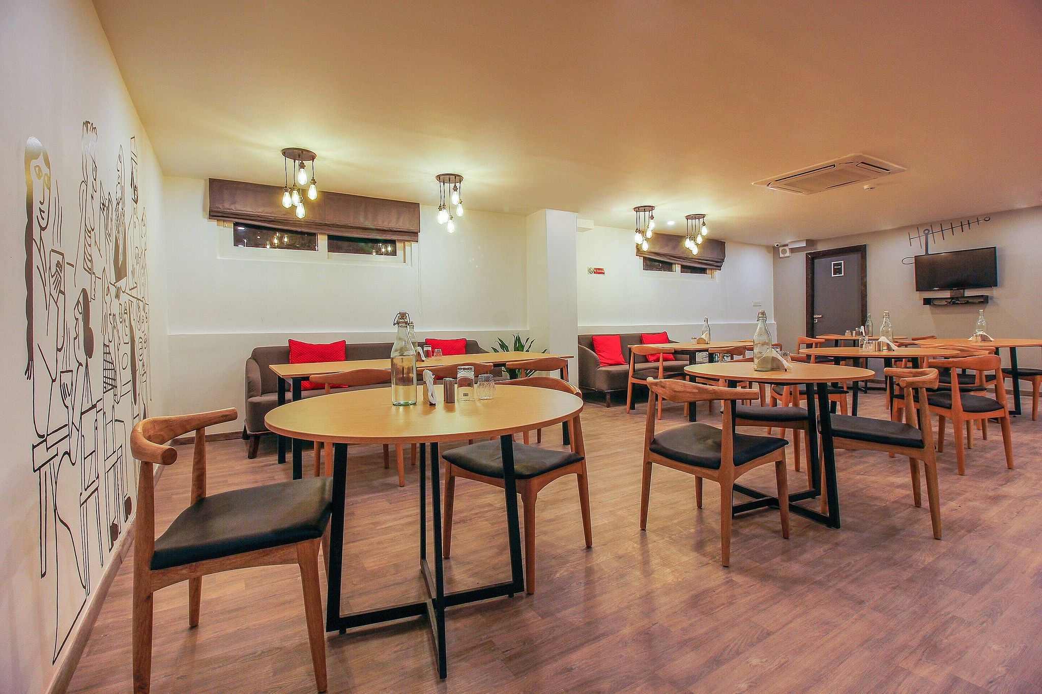 Food & Dining