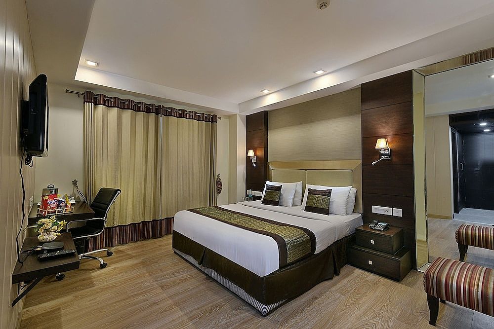 Hotel Admire Inn Sector-18 by ASPL Deluxe Room 7