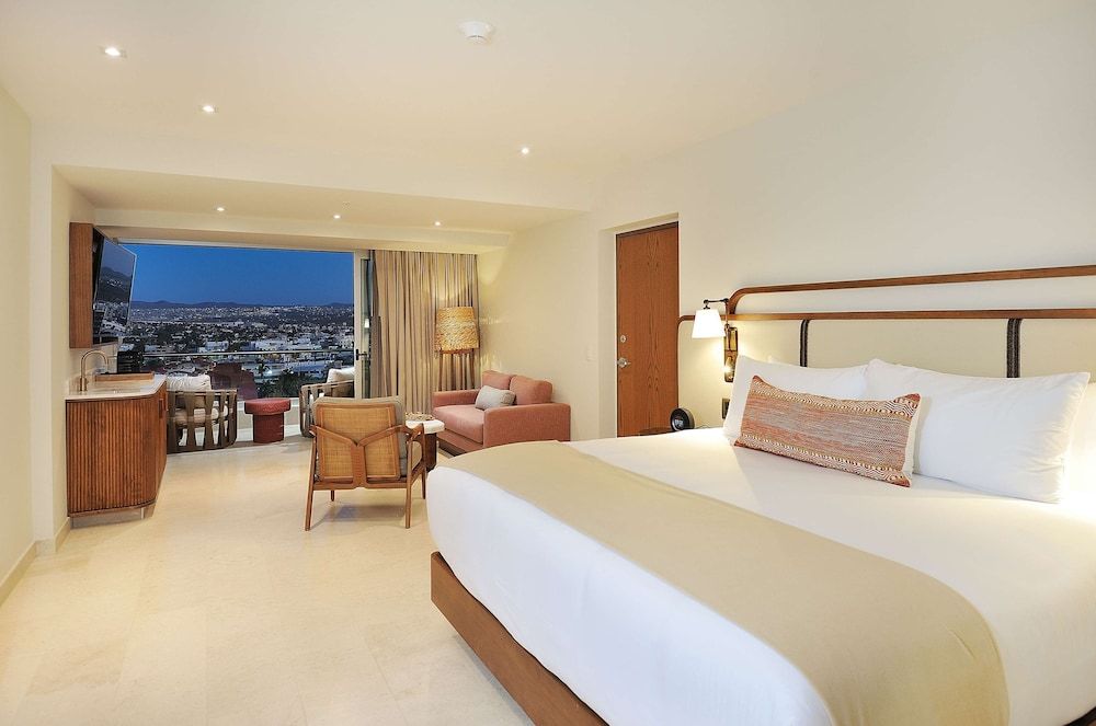 Room, 1 King Bed, Hot Tub (Infinity, Sunset View)