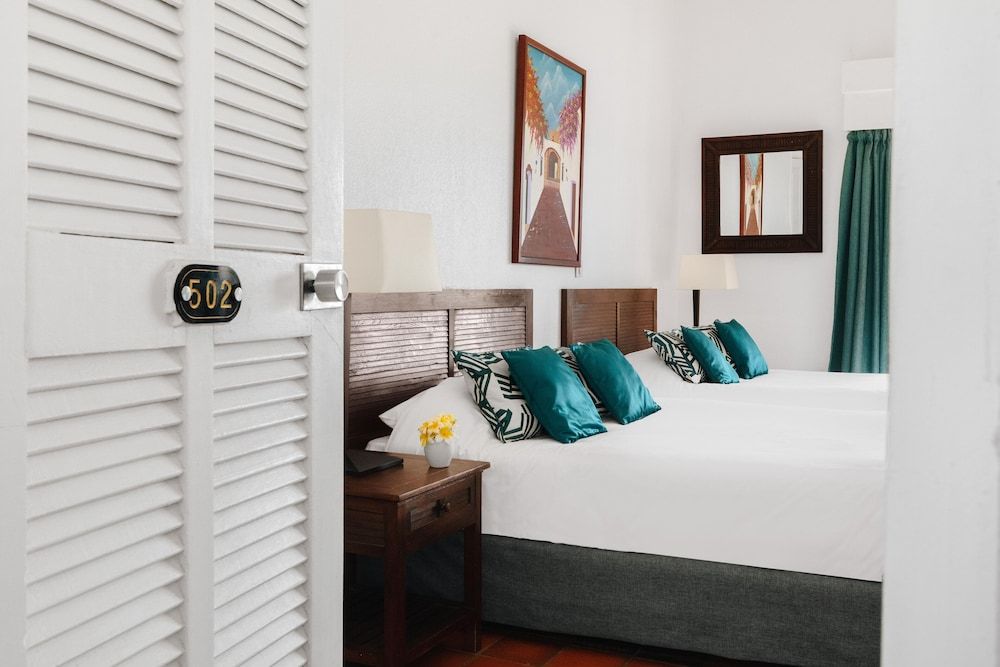 Esmeralda Resort Superior Room 4