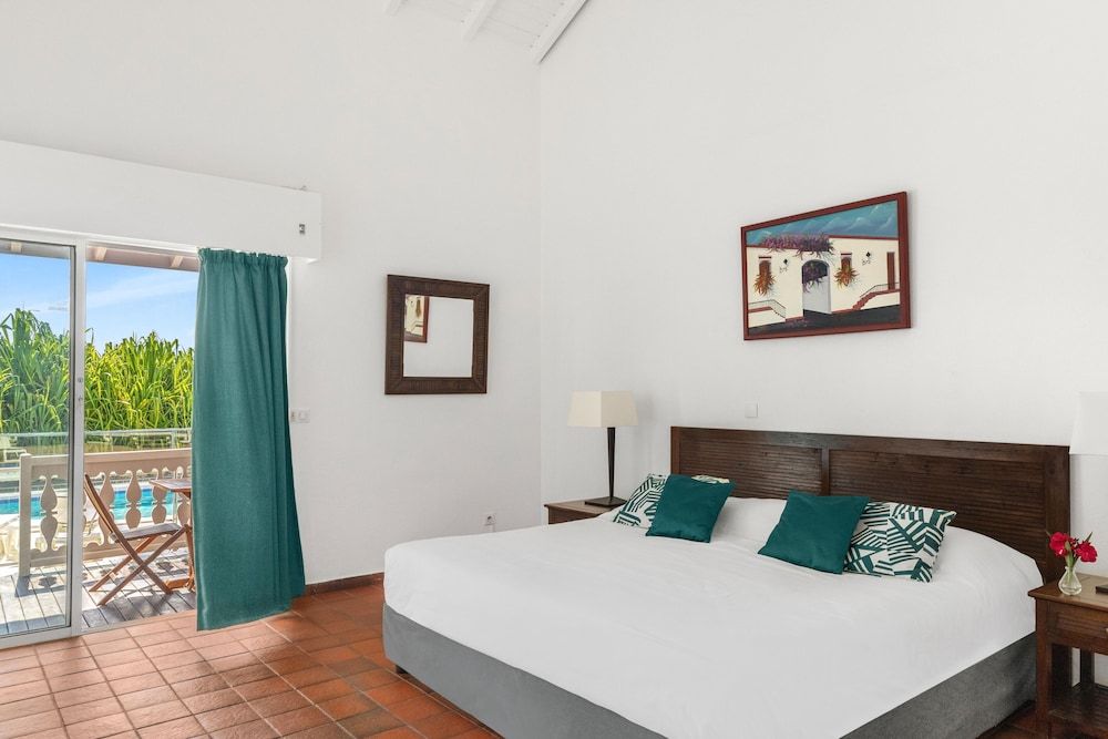 Esmeralda Resort Superior Room 5