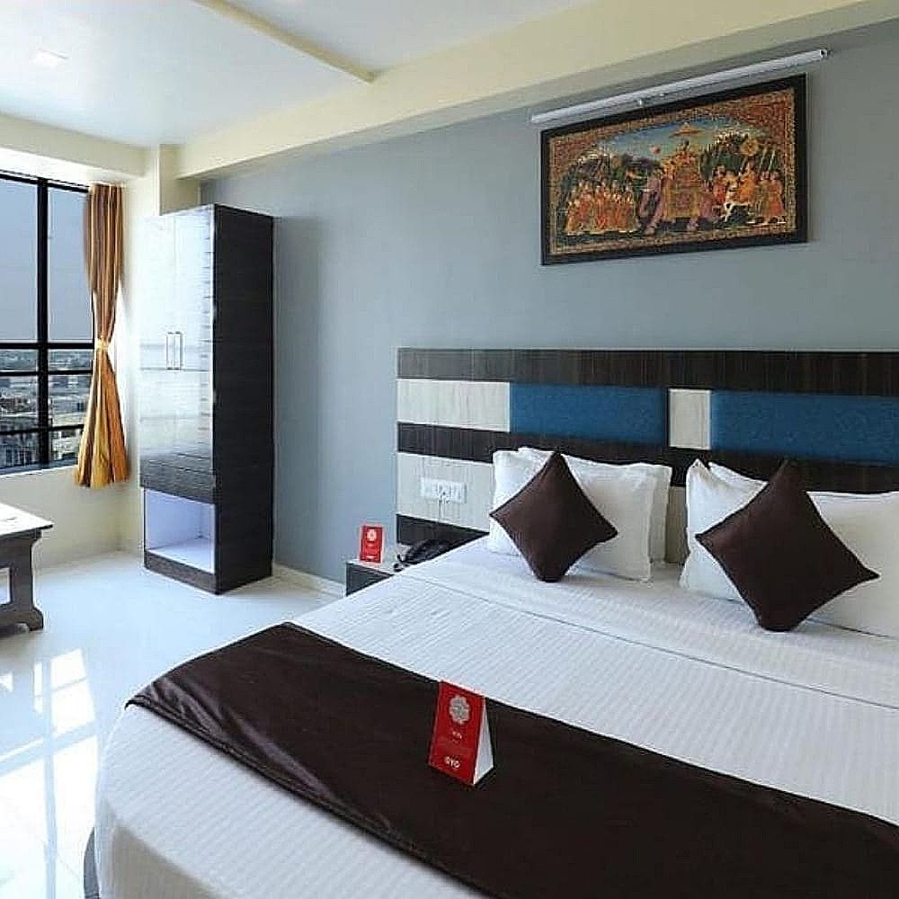 Hotel Phoenix Deluxe AC 4