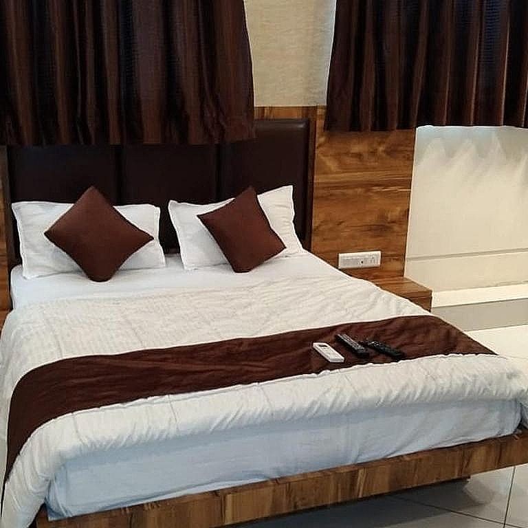 undefined Hotel Phoenix 5