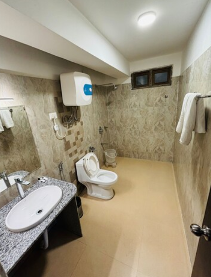 RETREAT CRASSULA OVATA Non view deluxe room 3