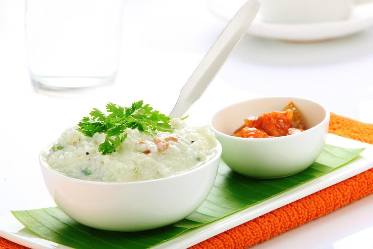 Food & Dining