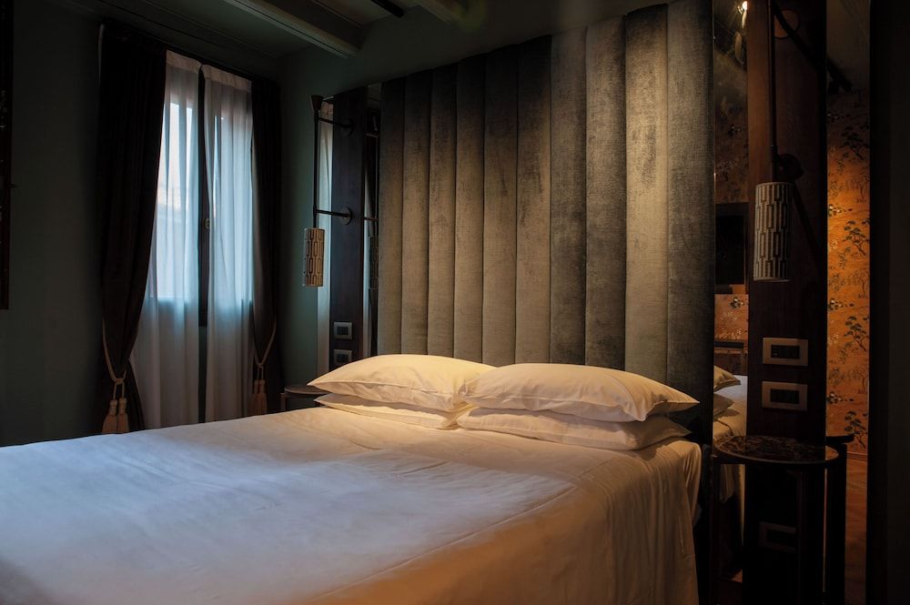 Hotel Campiello Classic Double or Twin Room 5