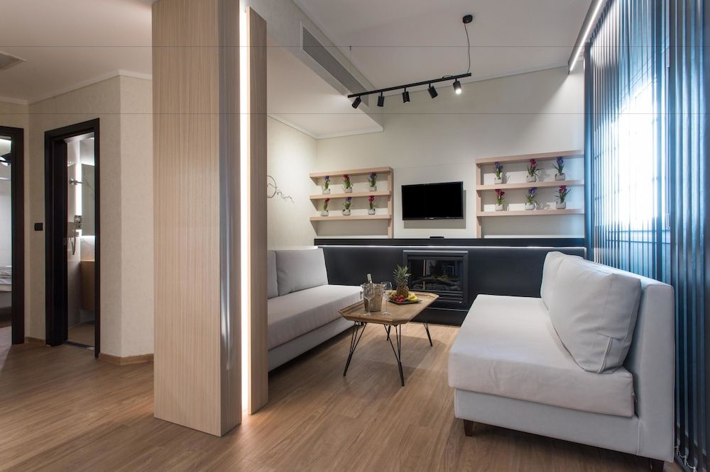 Egnatia Palace Hotel & Spa Deluxe Suite 18