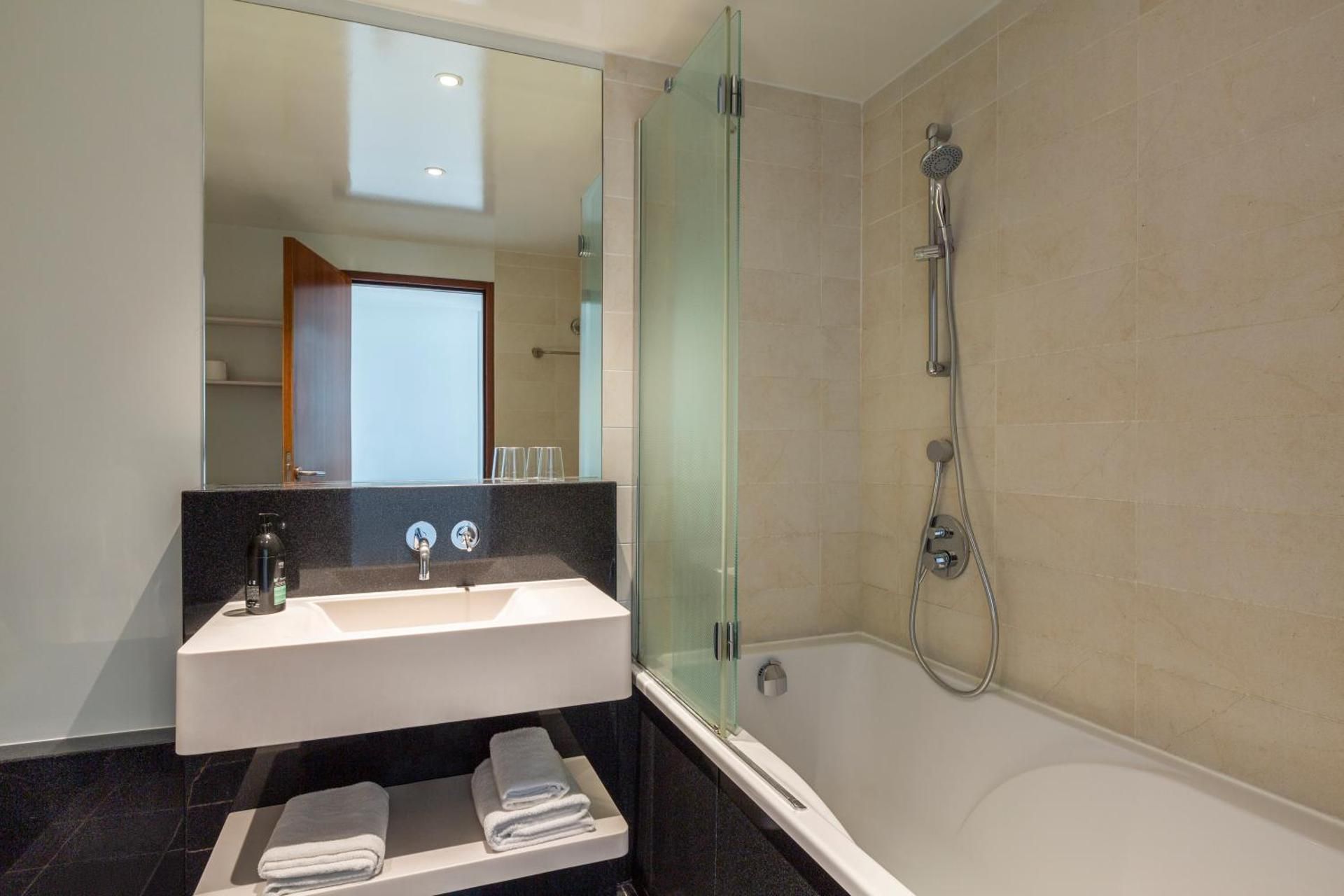 undefined Aparthotel Adagio Paris Centre Tour Eiffel 3