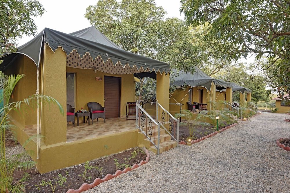 undefined Gir Lion Safari Camp 8
