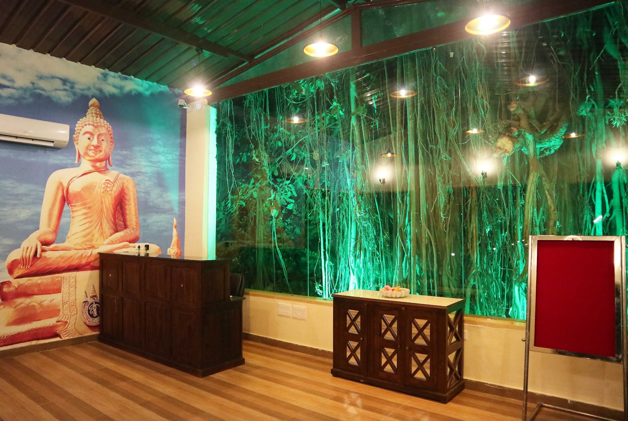 undefined Gir Lion Safari Camp 5