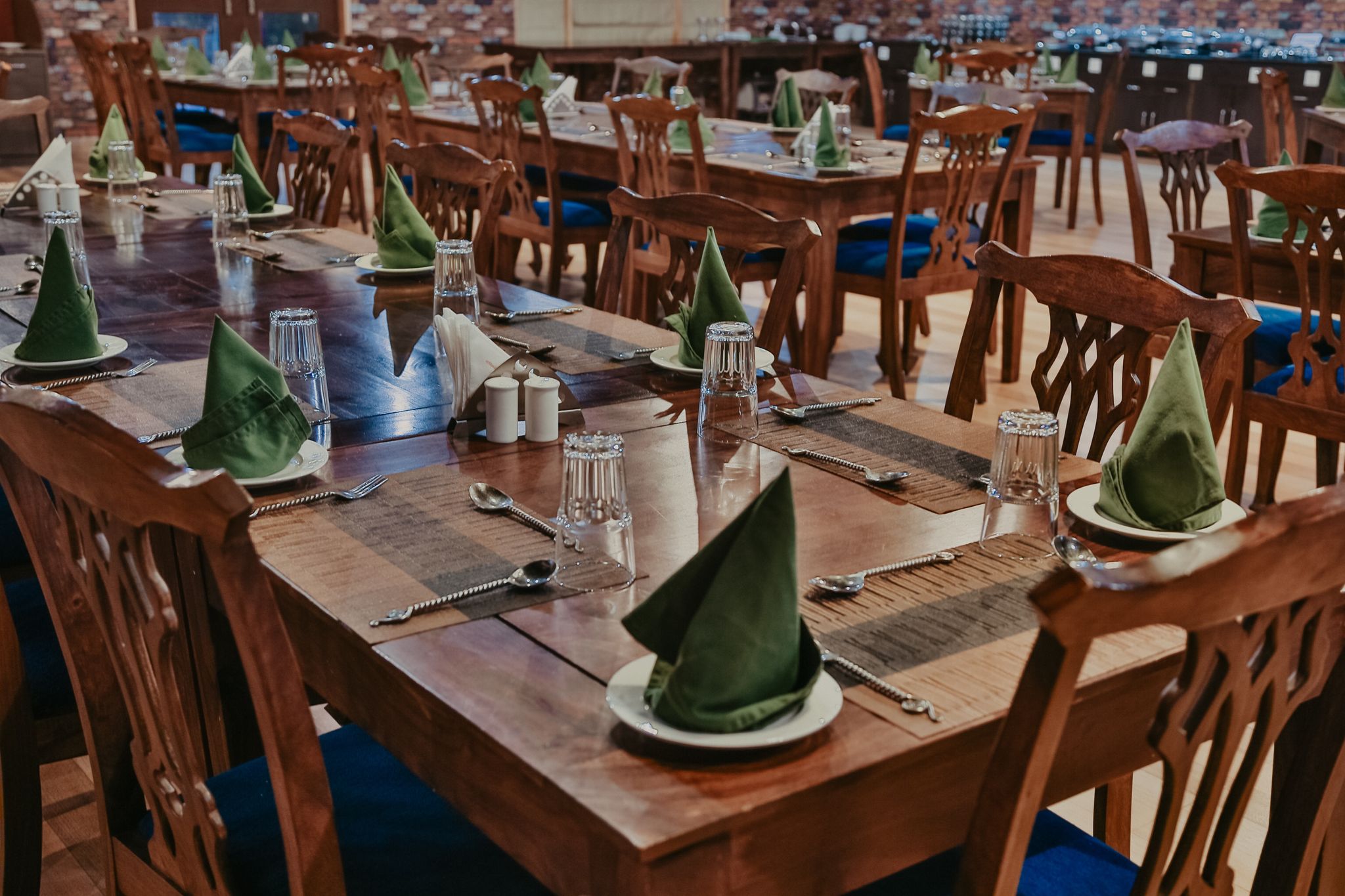 Food & Dining