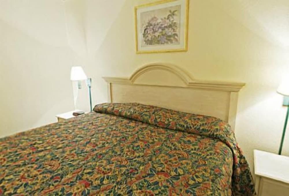 undefined Americas Best Value Inn Houston at FM 1960 & I-45 9