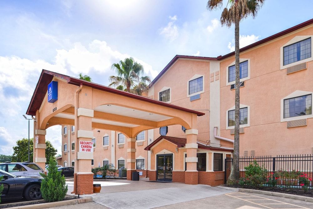 undefined Americas Best Value Inn Houston at FM 1960 & I-45 2