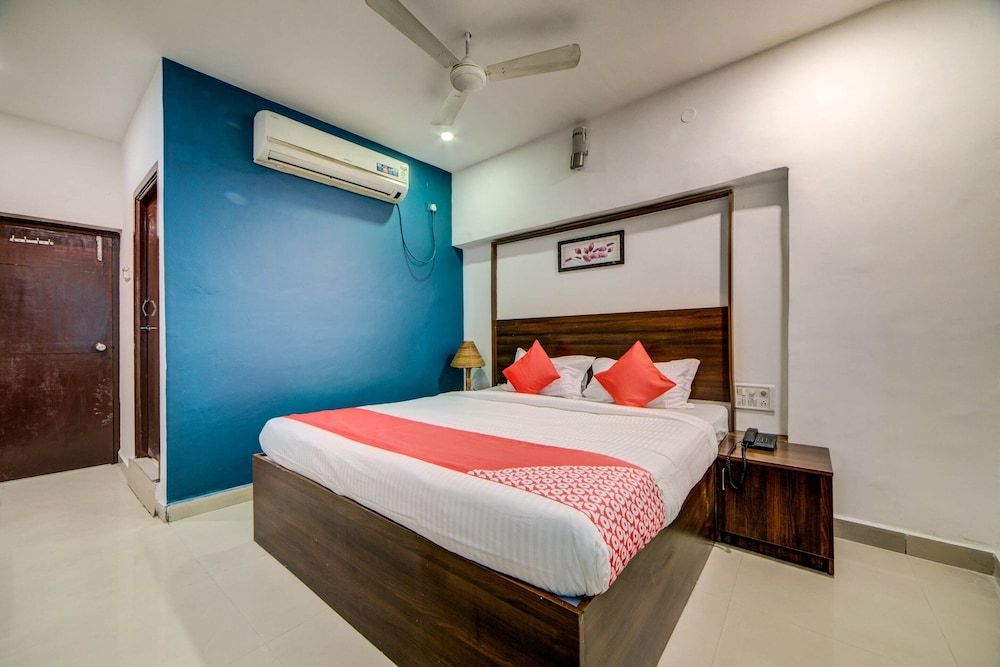 OYO 4025 Hotel Meredian Orchid Standard Double Room 11