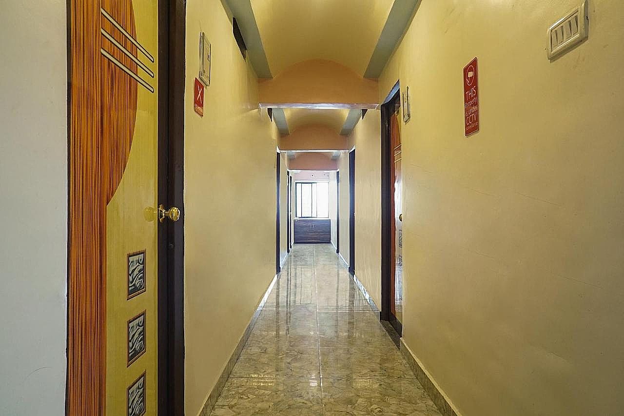 Side Image 1