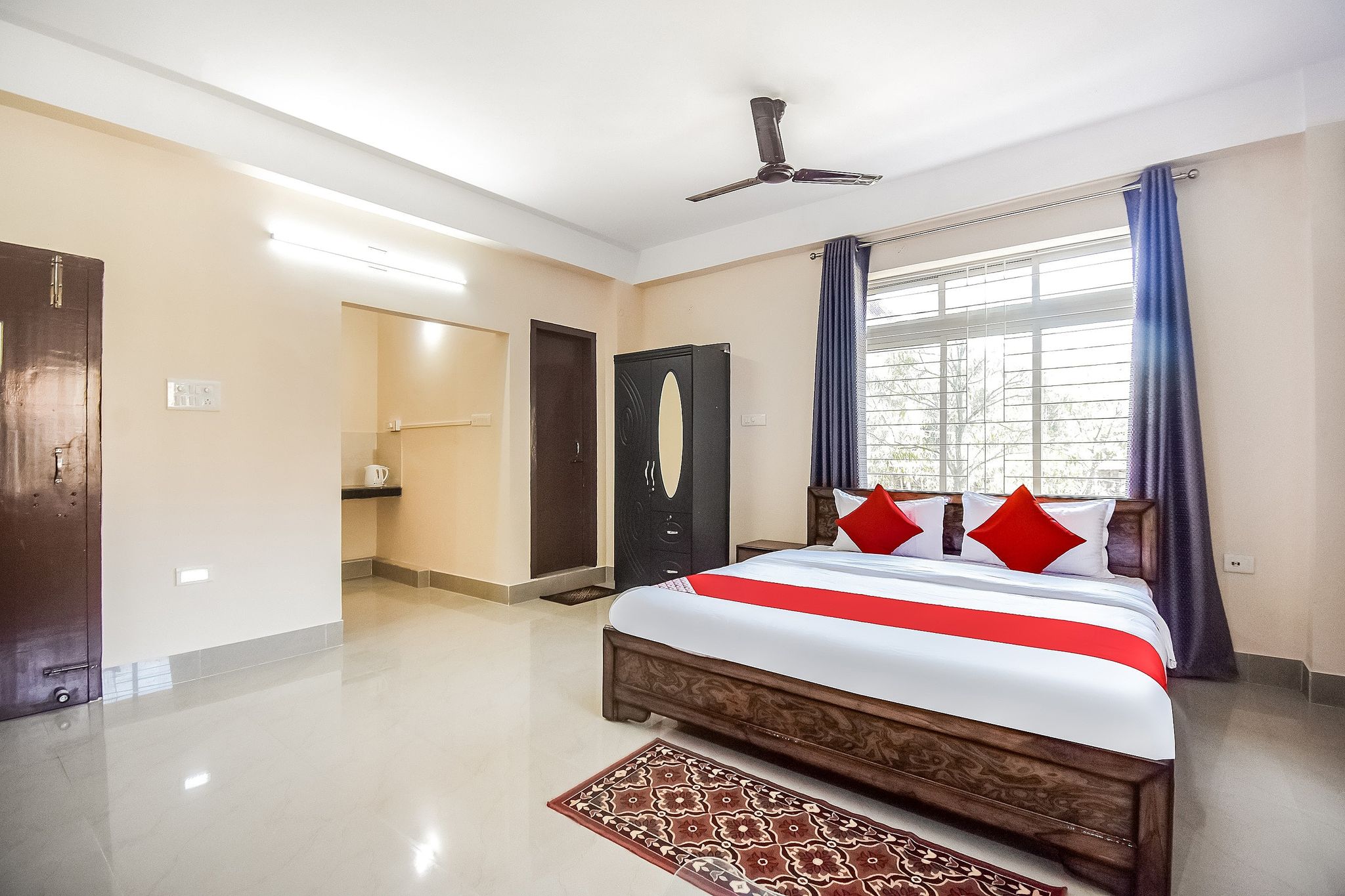 Super Hotel O Royal Pearl Inn Classic Room 4