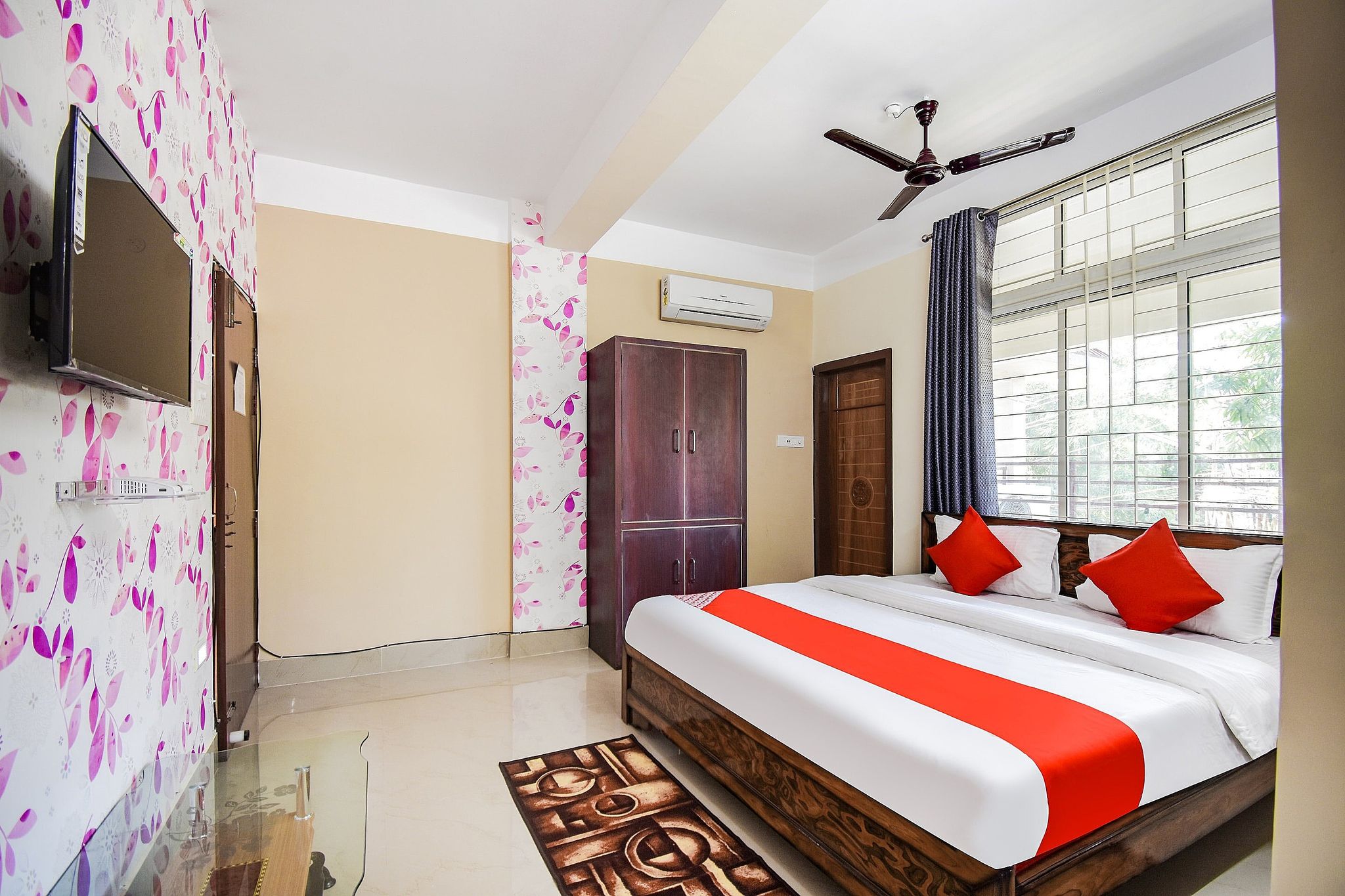 Super Hotel O Royal Pearl Inn Classic Room 2