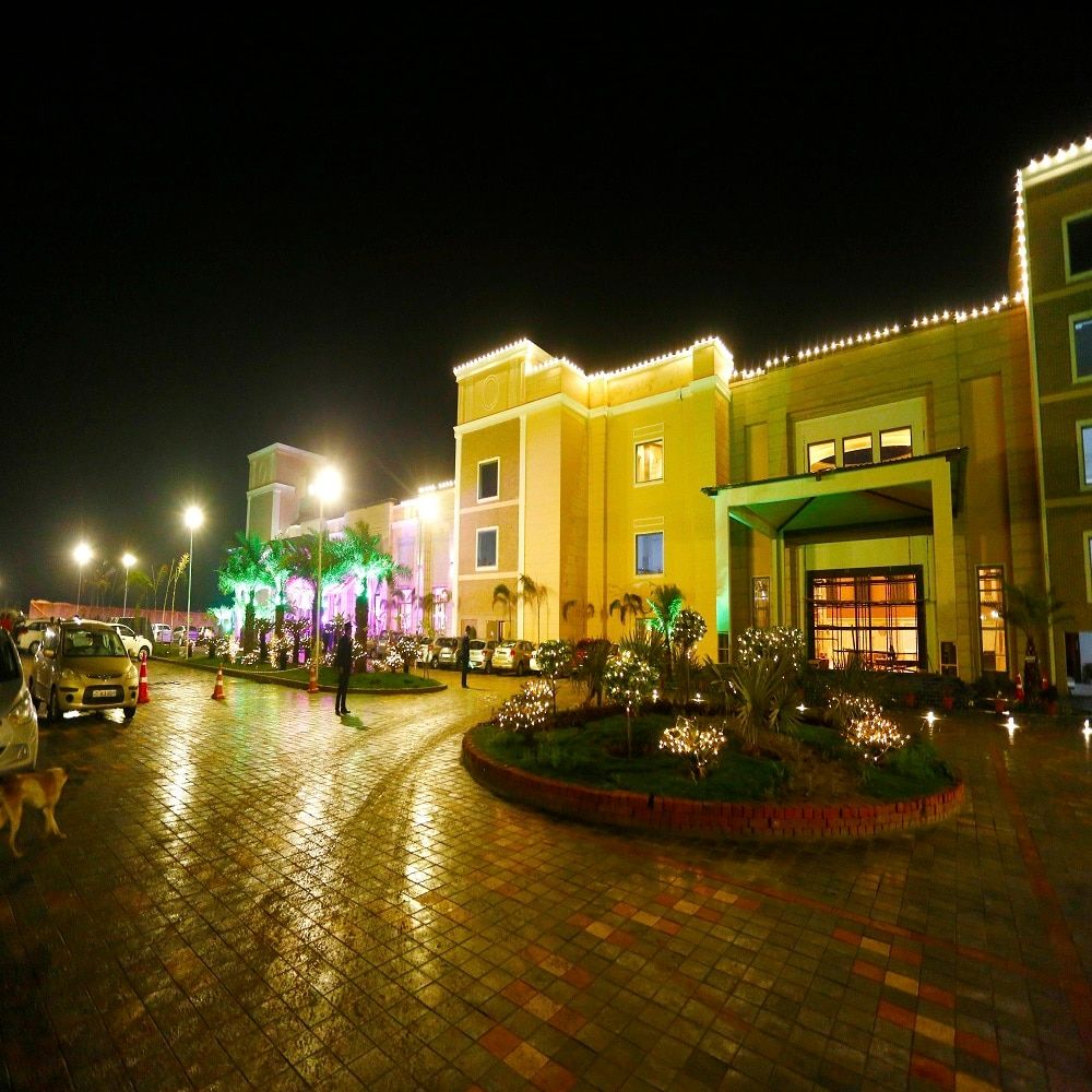 Hotel Exterior