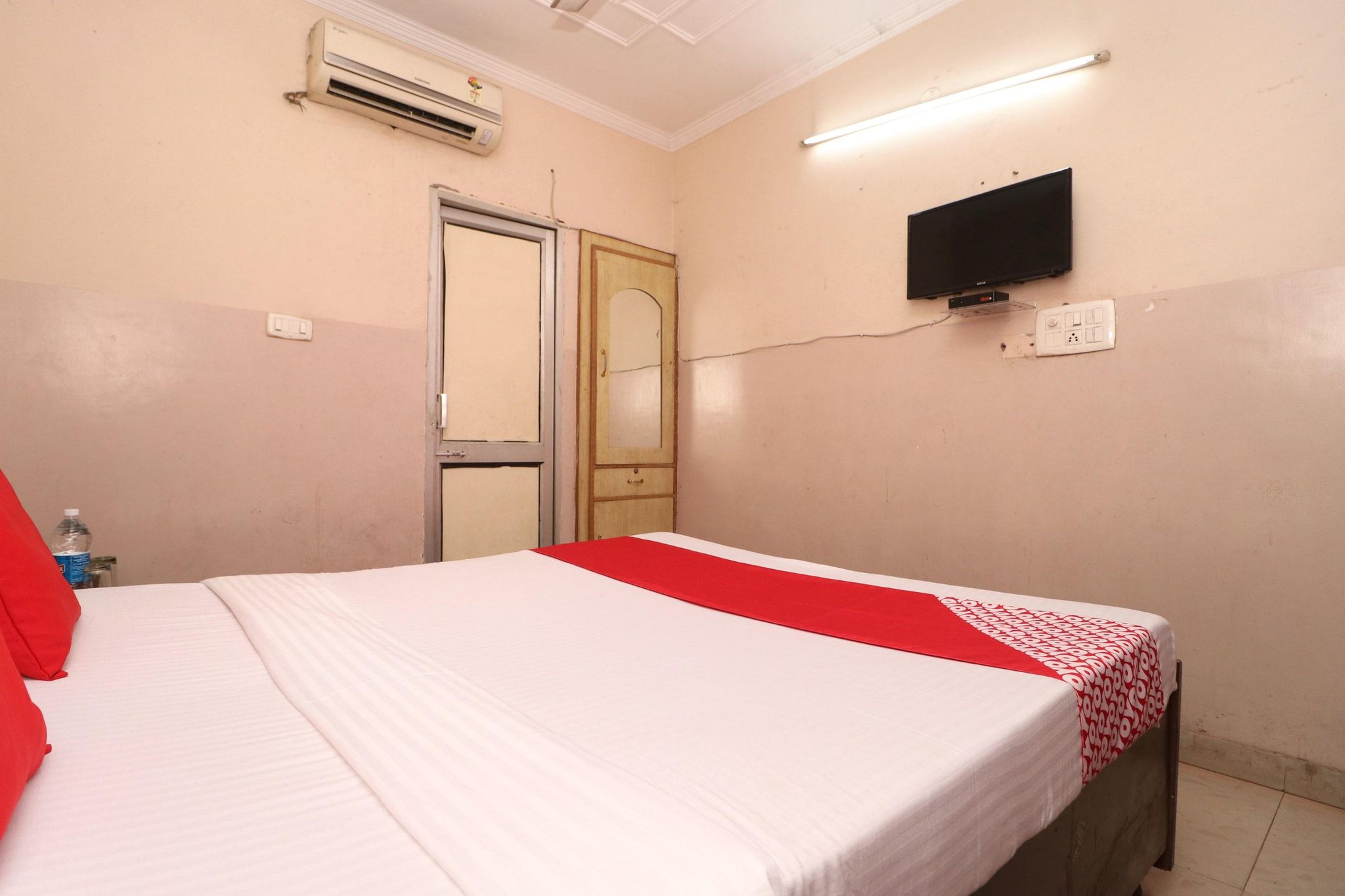 Hotel O Ashoka Residency Classic 6