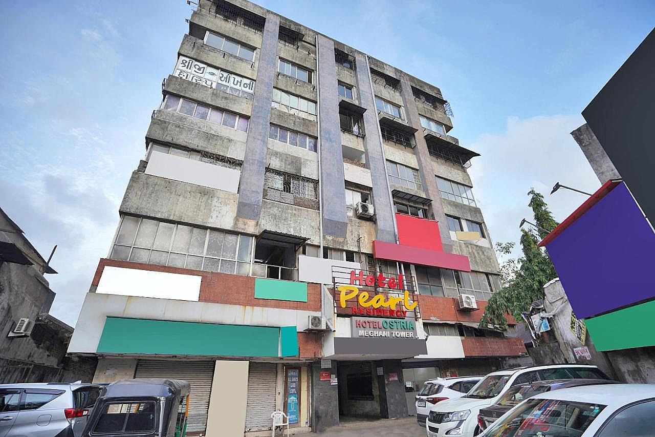 Hotel Pearl Residency