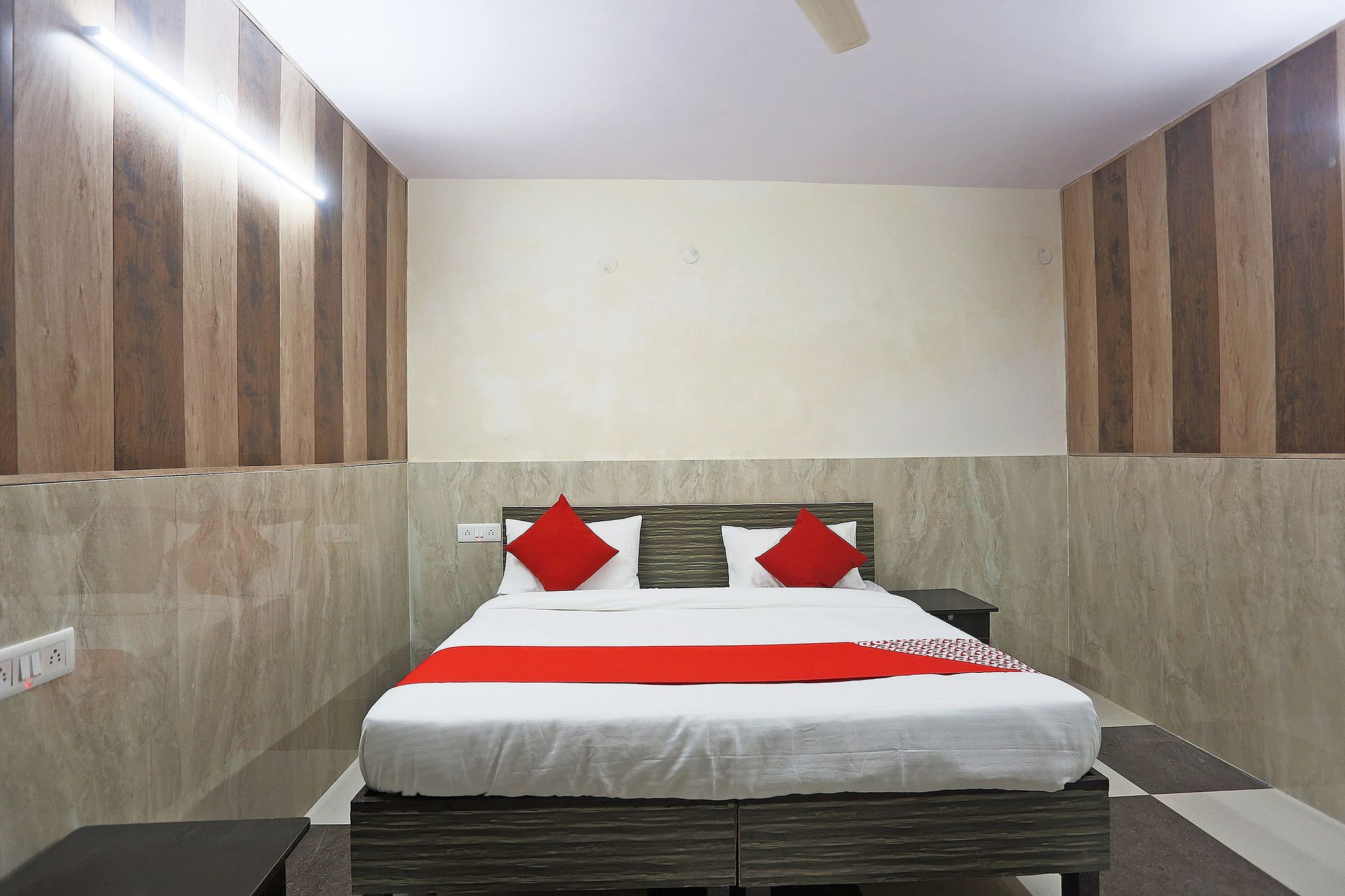 Hotel O Lemonade Classic 12