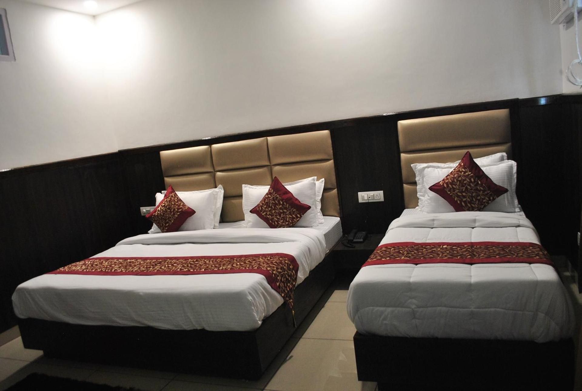 Deluxe Triple Room