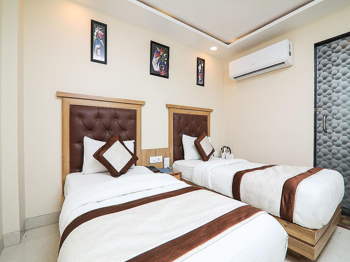 Hotel Amar International Standard Room 9