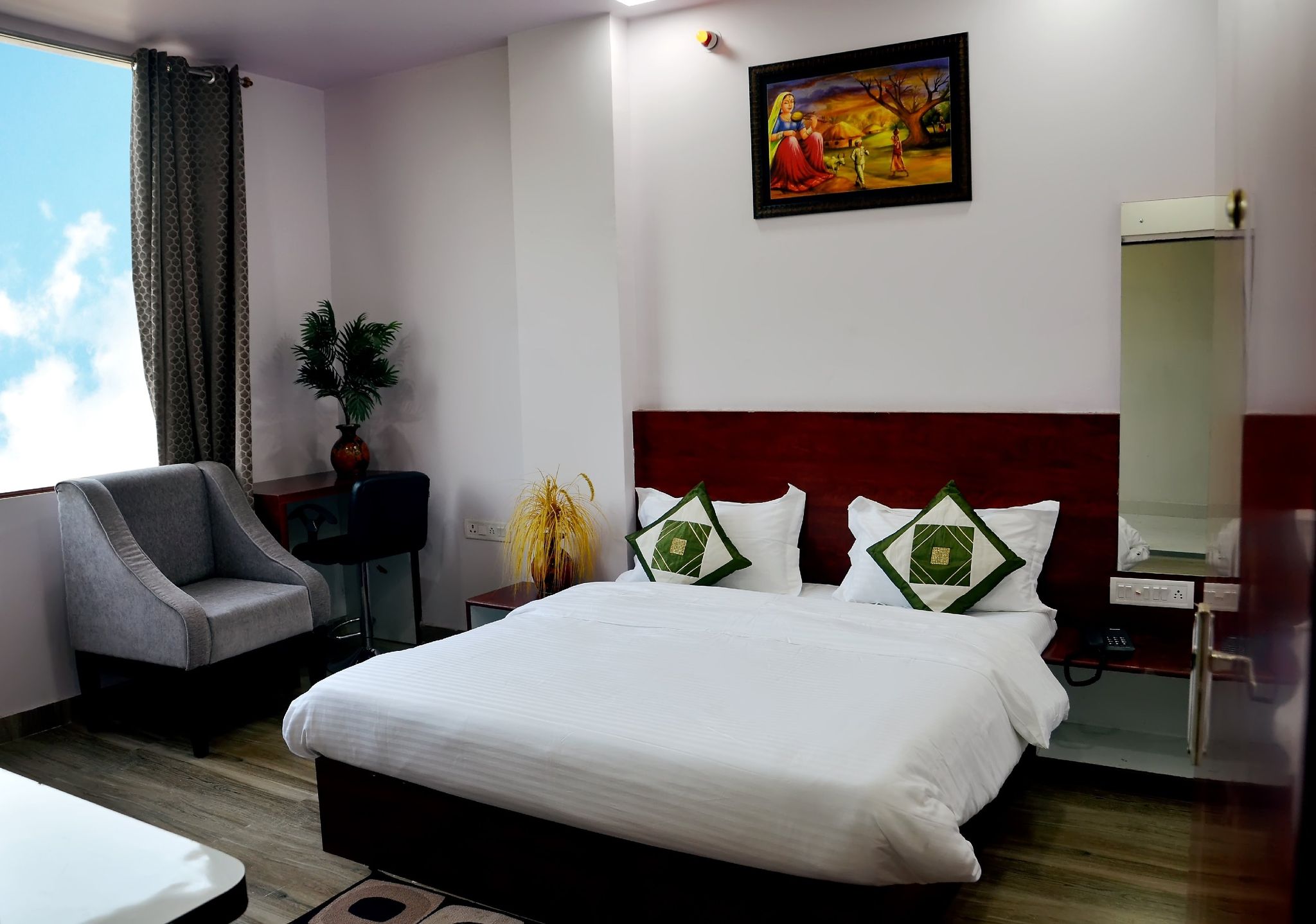 Deluxe AC Room with Work Desk