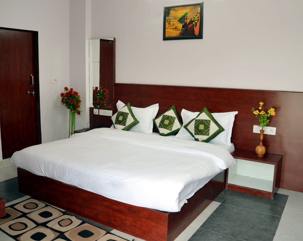 Deluxe AC Room with Work Desk