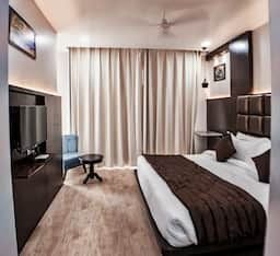 The Raas Mahal Hotel Deluxe Room 5