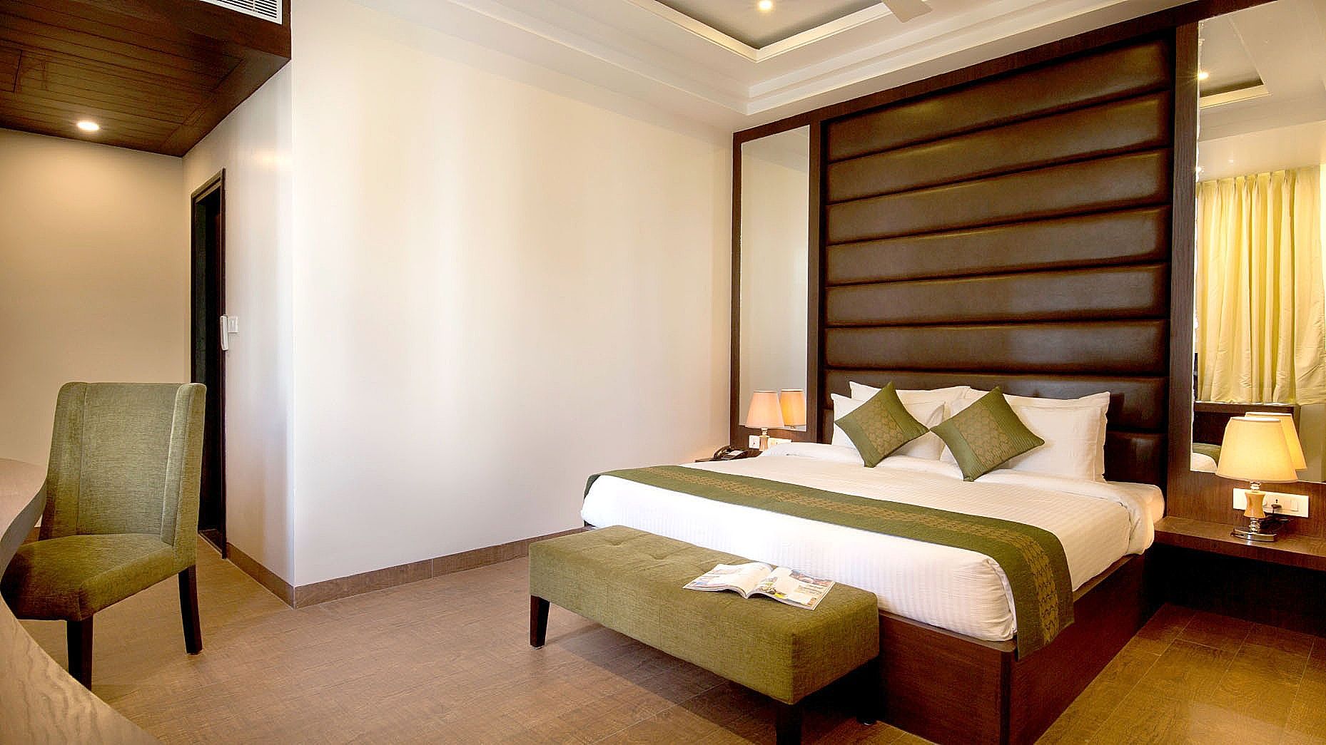 The Raas Mahal Hotel Deluxe Room