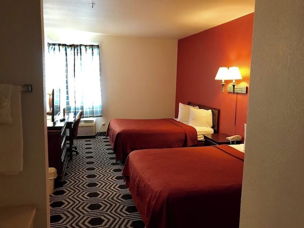 Room, 2 Queen Beds, Non Smoking