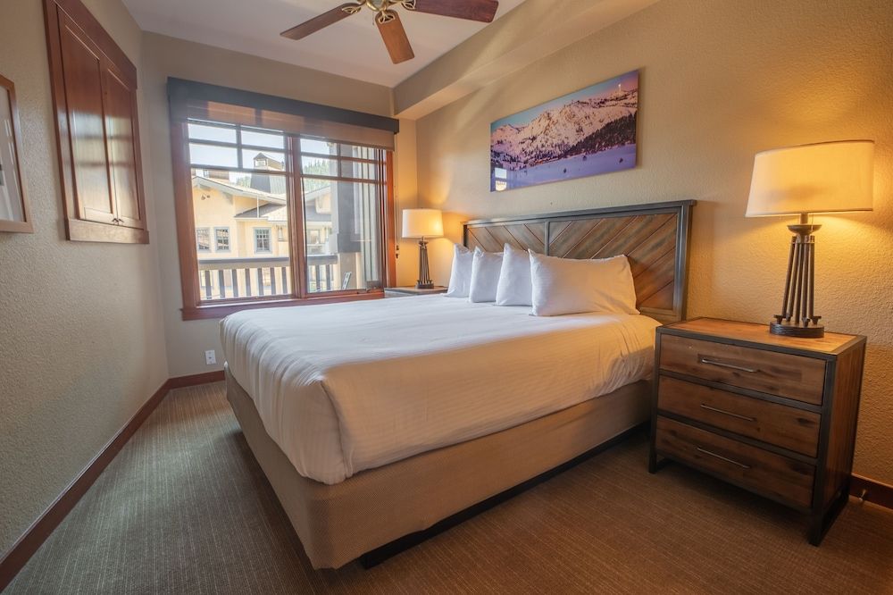 Premier Condo, 1 Bedroom