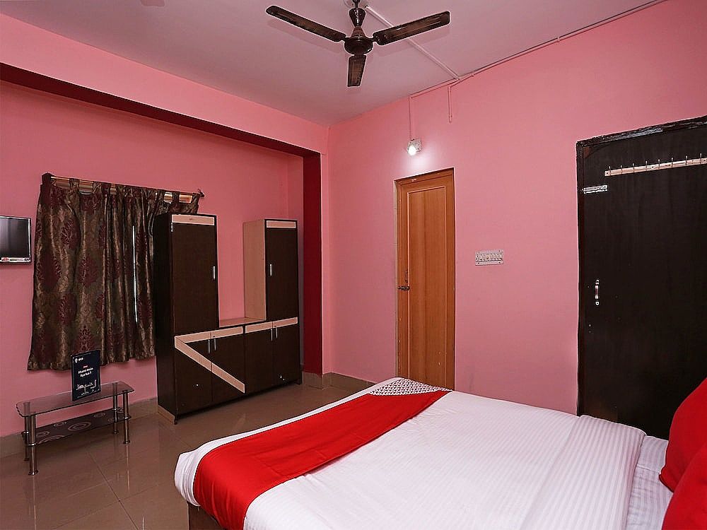 Deluxe Double or Twin Room, 1 King Bed