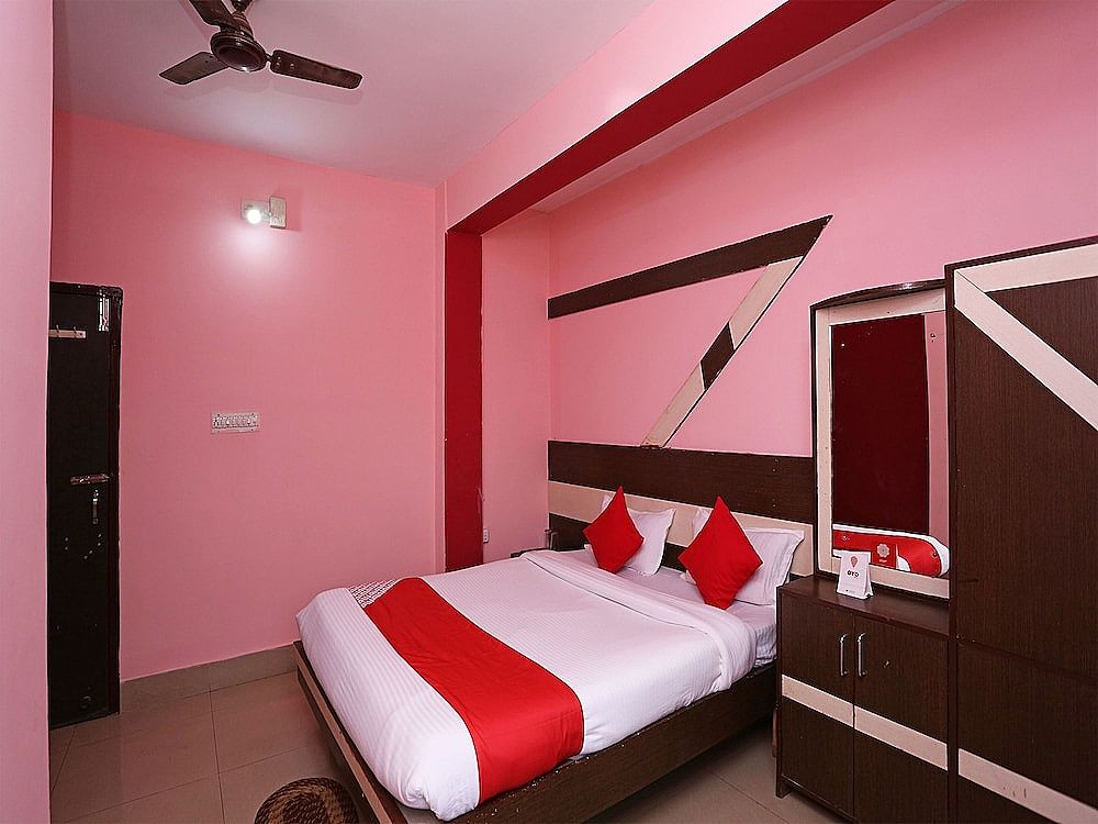 Deluxe Double or Twin Room, 1 King Bed
