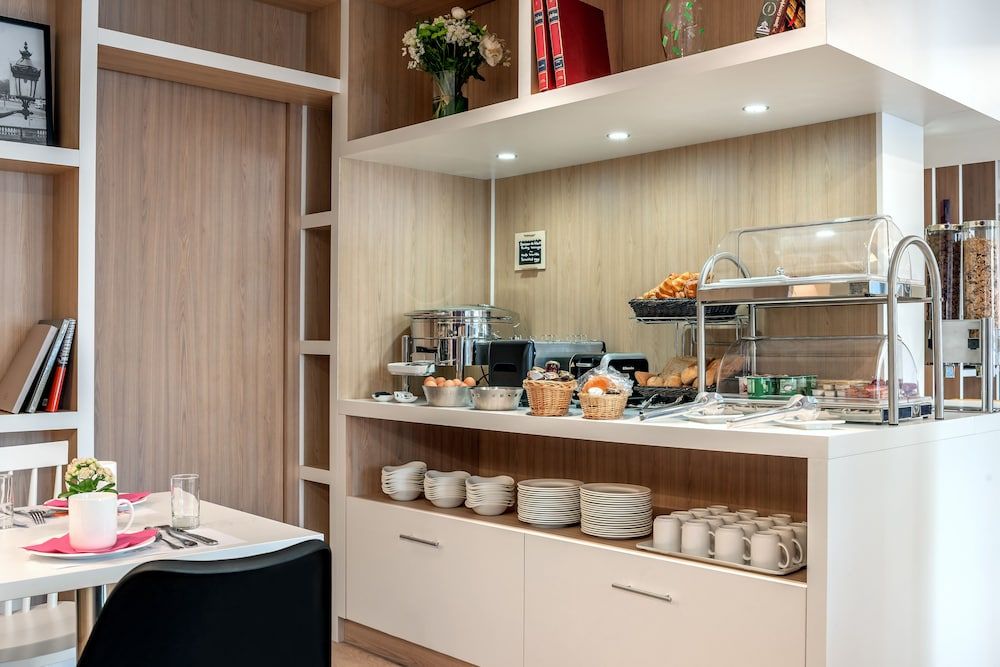 undefined Citadines Montmartre Paris 7