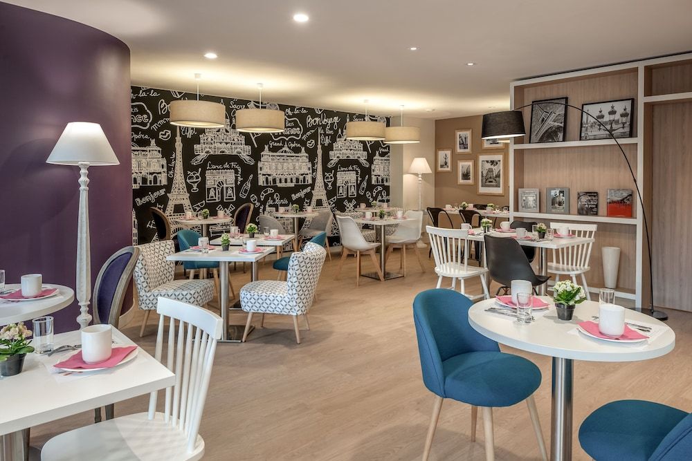 undefined Citadines Montmartre Paris 6