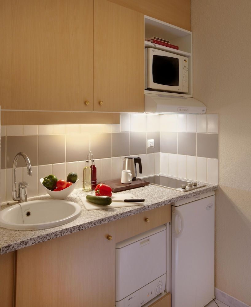 undefined Citadines Bastille Gare de Lyon Paris 6