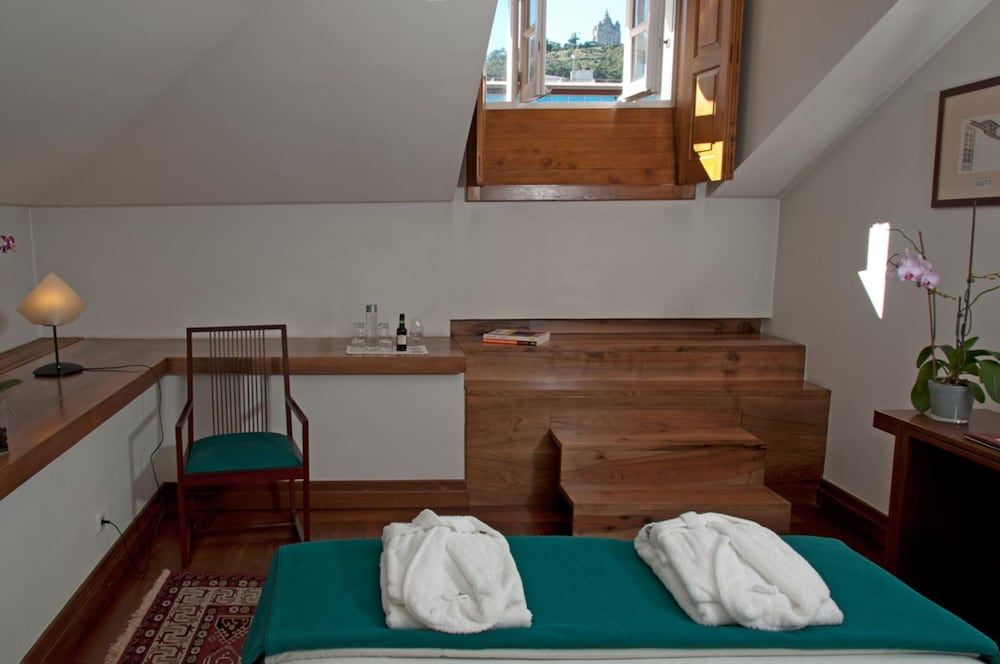 Casa Melo Alvim by Unlock Hotels Classic Double or Twin Room 9