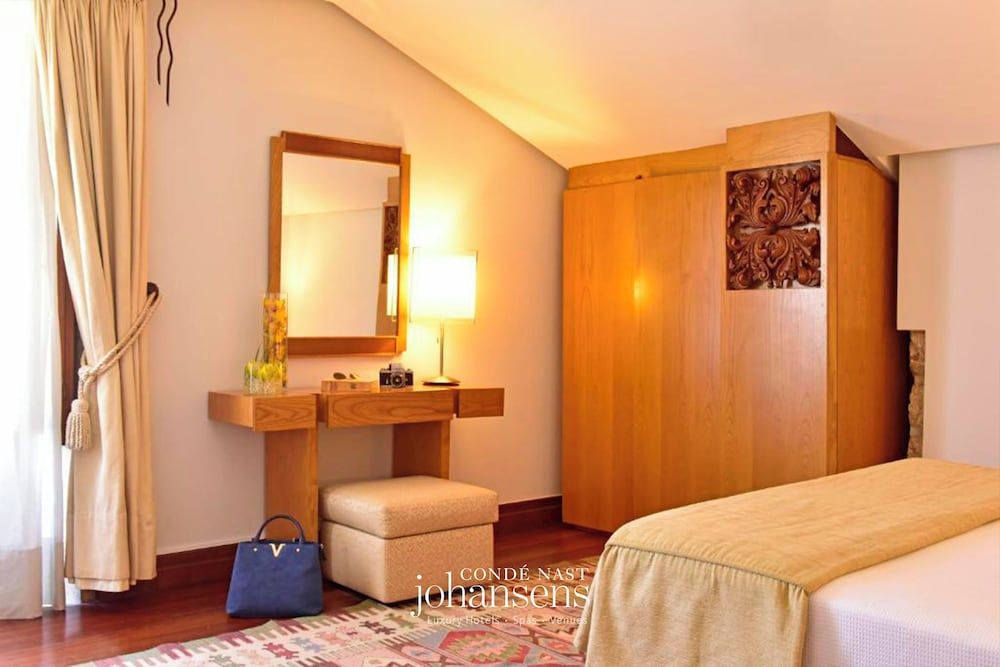 Casa Melo Alvim by Unlock Hotels Classic Double or Twin Room 11