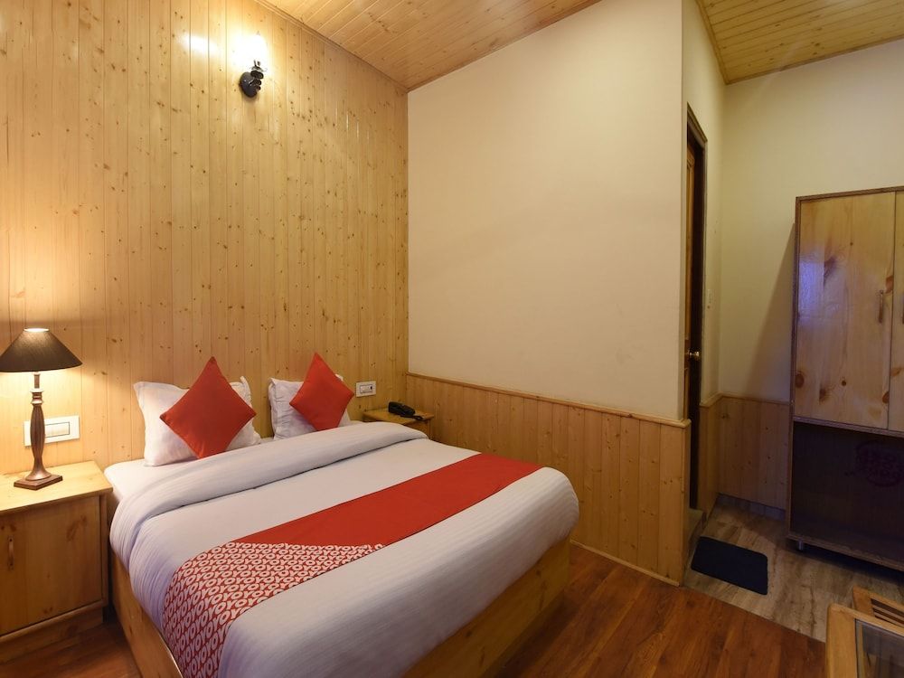 OYO 23604 Parth Regency Standard Room 19