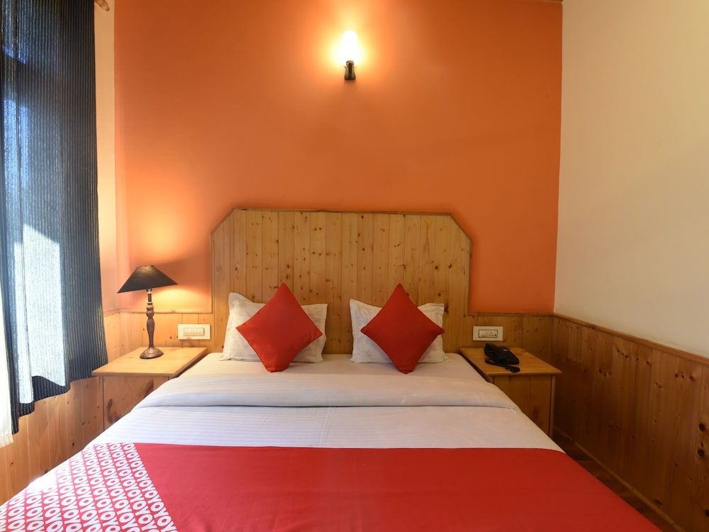 OYO 23604 Parth Regency Standard Room 13