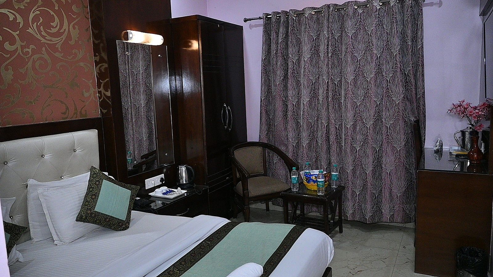 Super Deluxe Double Bed Rooms